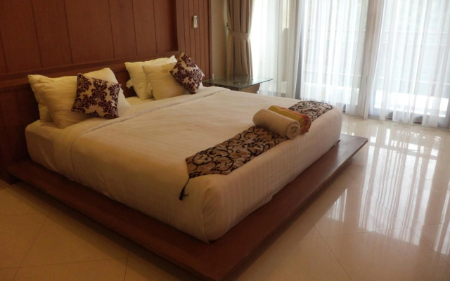 Three Bedroom Villas Private Pool – Guest Rooms – Kuta