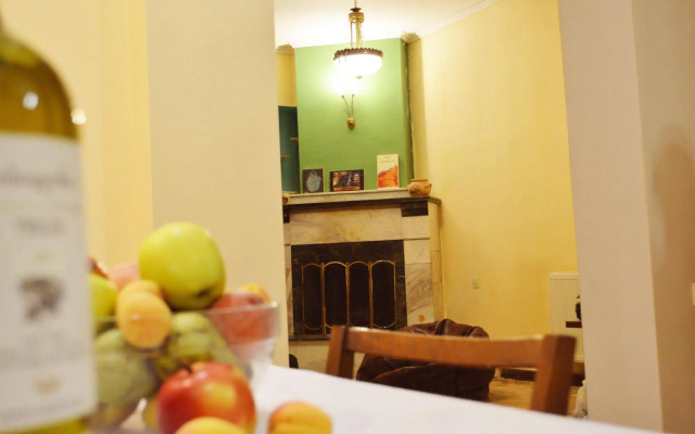Patio Hostel