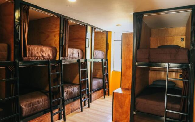 Wild Rover Hostel Huacachina