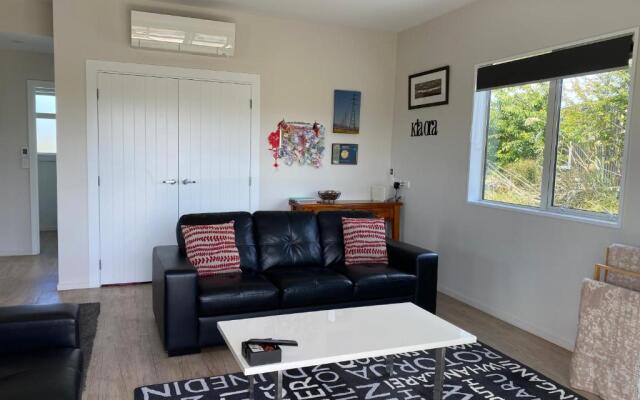 Mahina Cottage