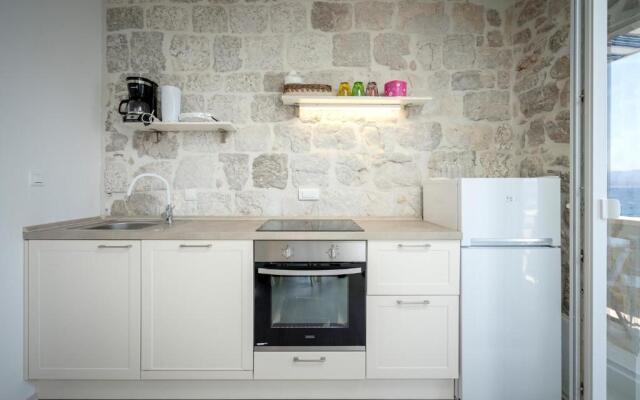 Exclusive Boutique Seaside Suites