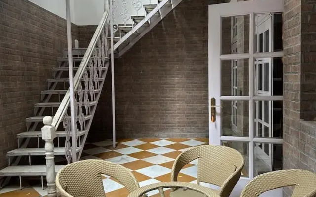 VILLA 33 Bed & Breakfast
