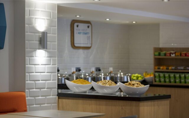 Holiday Inn Express - Edinburgh City Centre by IHG