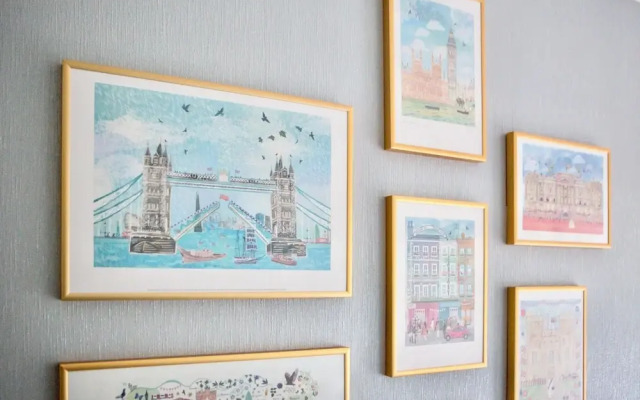 Newly Refurbished Flat With Great Transport Links