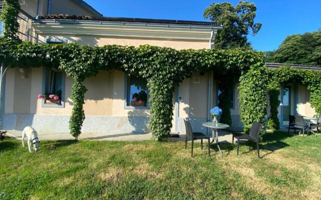 CASCINA SERRA ECO-HOUSE beb