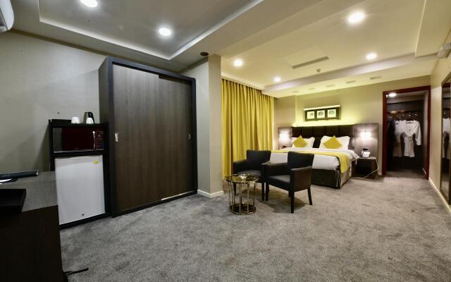 Bram Hotel Suites