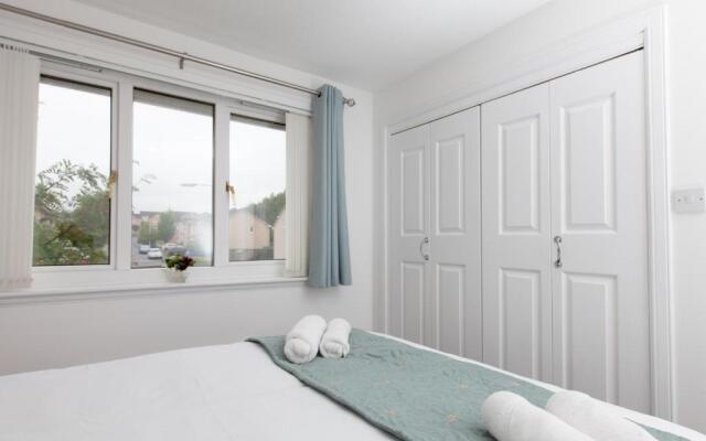 Prime Commuter Executive Apartment Dunfermline