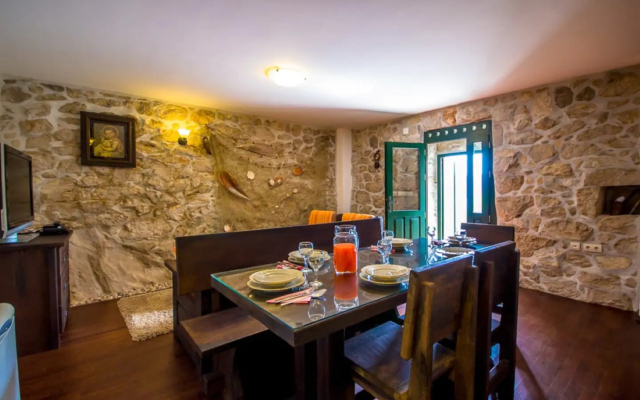 Holiday house Marija - with pool: Duboka, Riviera Dubrovnik