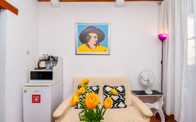 Room Biljana