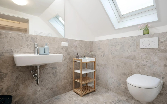 easy flat apartments