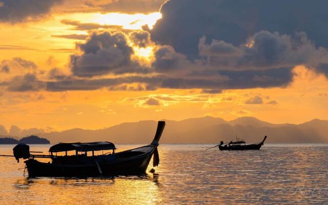 Adang Sea Divers & Eco Lodge