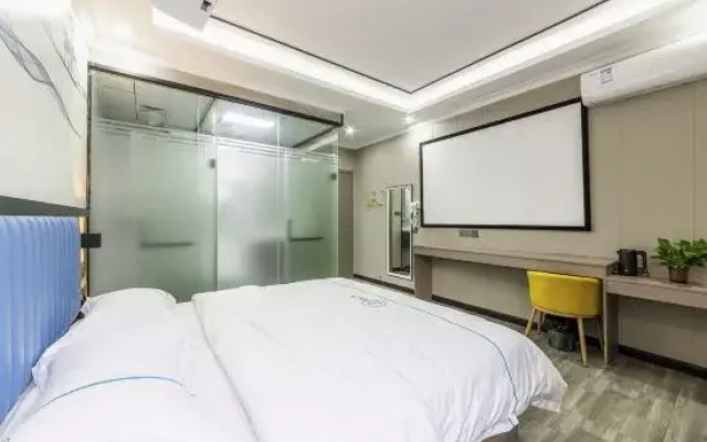 Guangzhou Yunduo Qingxiang Apartment (Zhucun Subway Station)