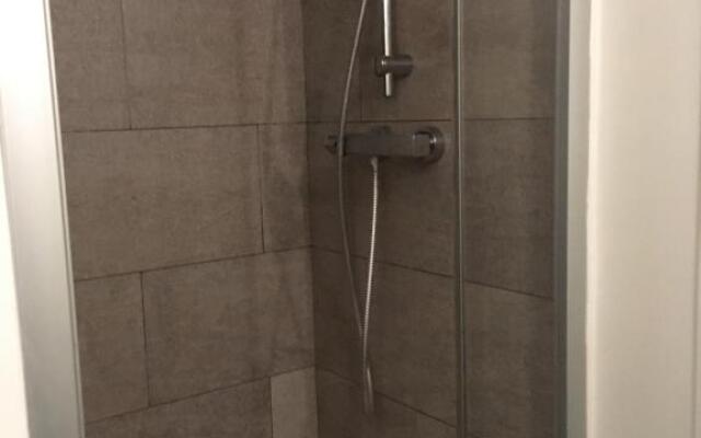 Au Coeur du Port Rue Rusca