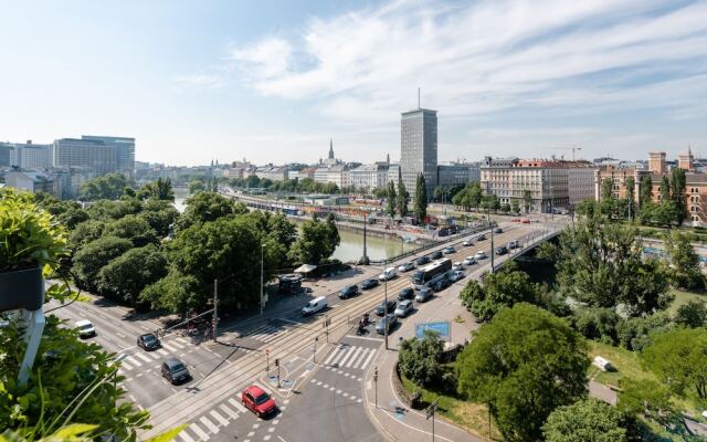 Skyflats Vienna Ring View