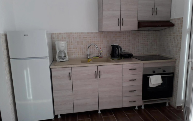 Petasos Apartments