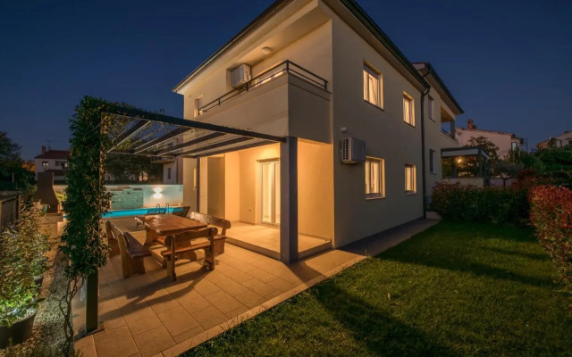 Villa Cera