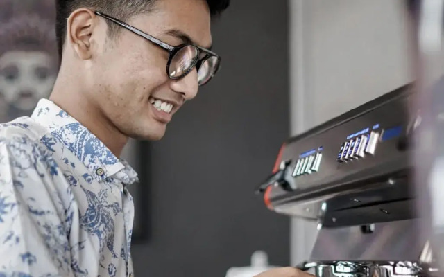 Front One Harvest Hotel Wonosobo