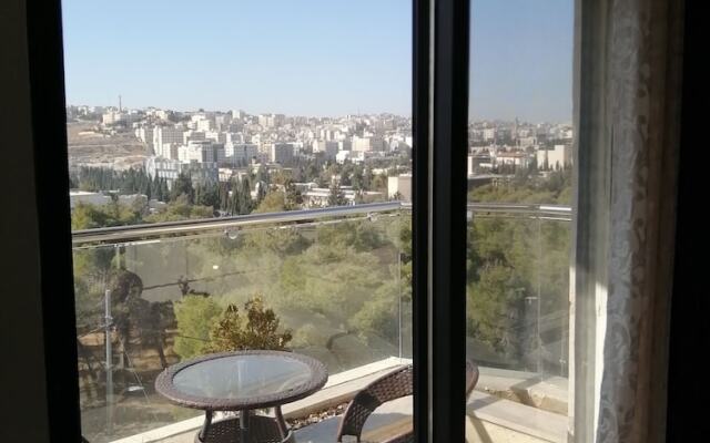 Alqimah Serviced Hotel Apartments