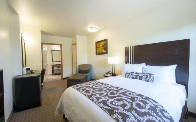 Sunrise Inn Villas and Suites