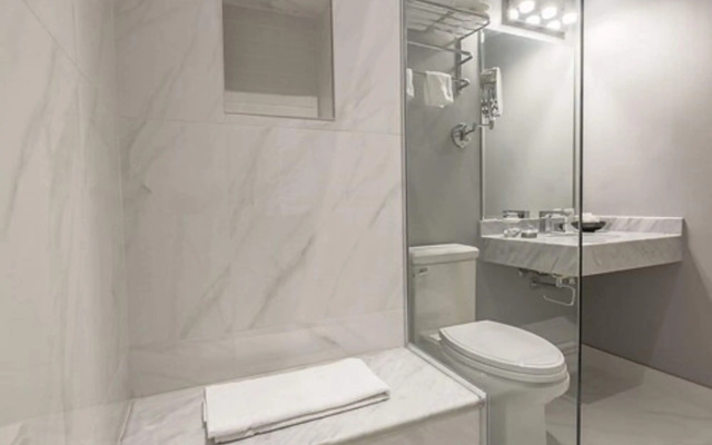 LHotel Montreal