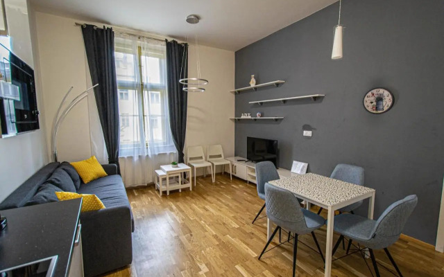 Stylish apartment in Prague best gastronomic area