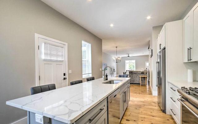 Well-appointed Pittsburgh Home: 1 Mi to Dtwn!