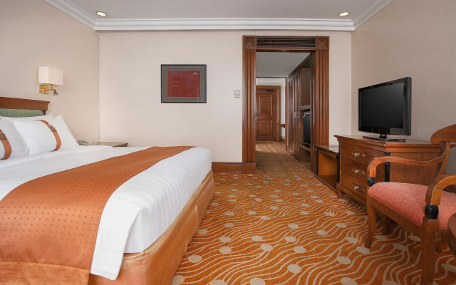 Holiday Inn & Suites Manila Galleria by IHG