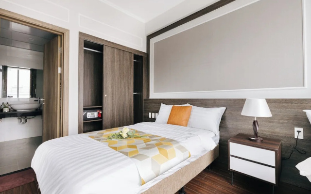 VMQ Hotel