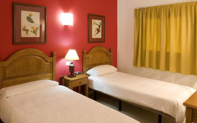 Parque Tropical Apartments