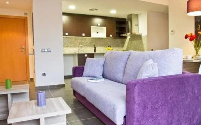 Apartamentos Estartit Costa