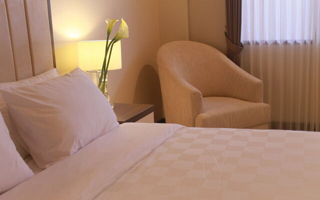 Bella Hotel Surabaya
