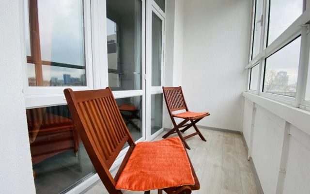 Апартаменты на улице Азина 22/2