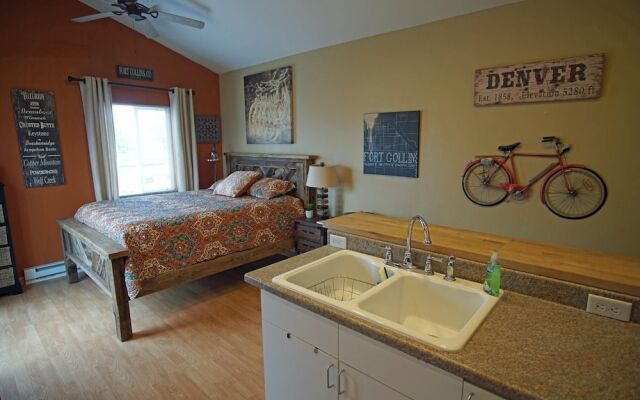 Industrial Old Town Bungalow w/ Free Cruiser Bikes