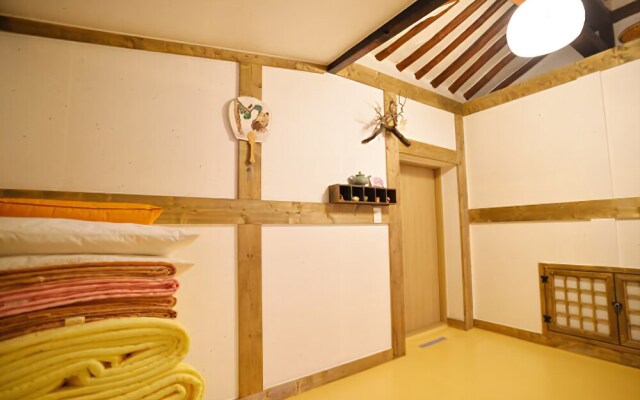 Jeongju Starry Garden Pension