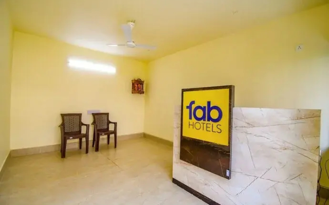 Fabhotel Moubani Residency