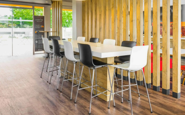 ibis Tarbes Odos