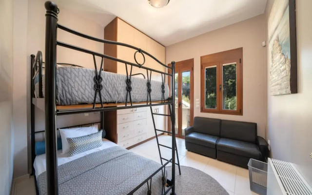 Hidden Luxury Gem Of Kefalonia ~ Villa Karmaniolos