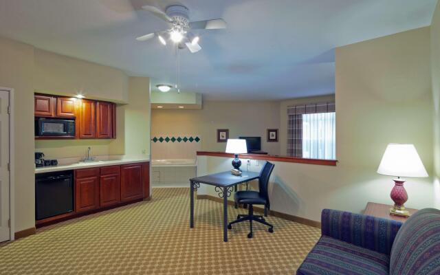 Country Inn & Suites by Radisson, Milwaukee West (Brookfield), WI