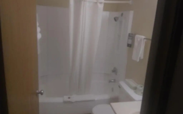 Super 8 Baxter/Brainerd Area