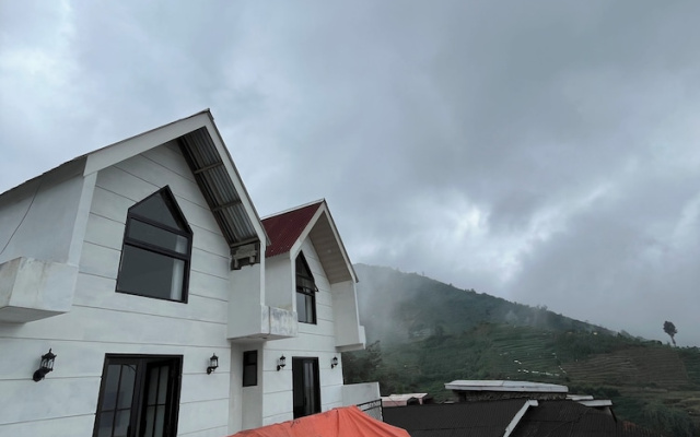 Lovia Villa Dieng