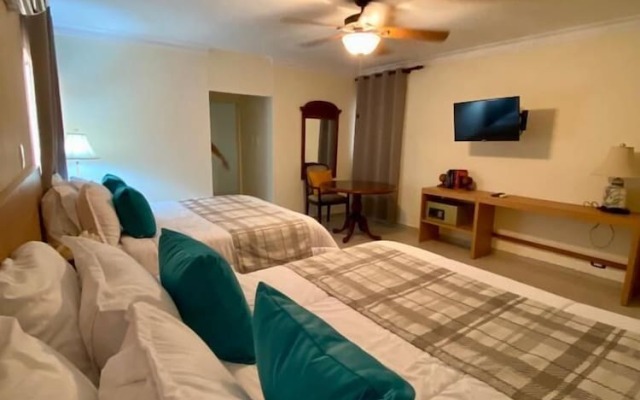 Botanic Garden Hostal