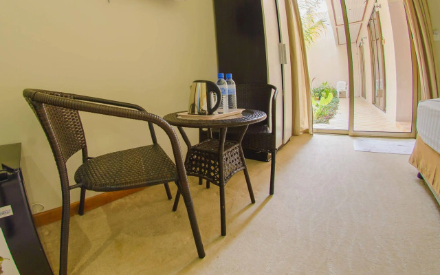 White Sand Lodge at Maafushi
