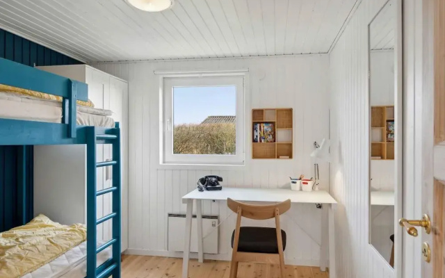5 Star Holiday Home in Ronde