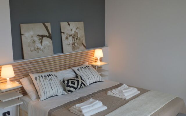 UP&B Rooms