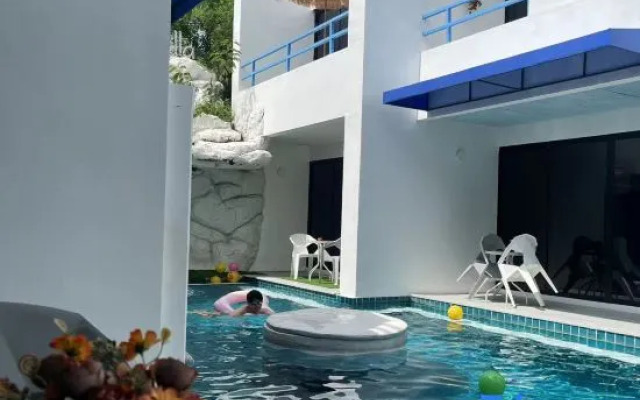 Mona Lisa pool villa