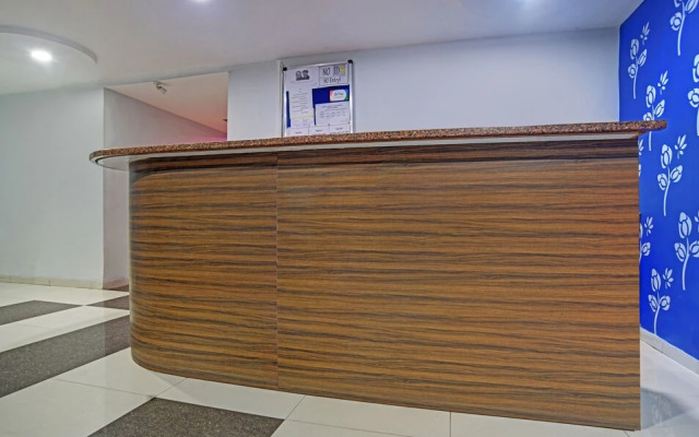 Oyo 9719 Hotel Relax Inn