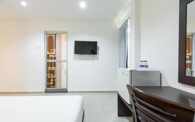 Hollitel Hotel
