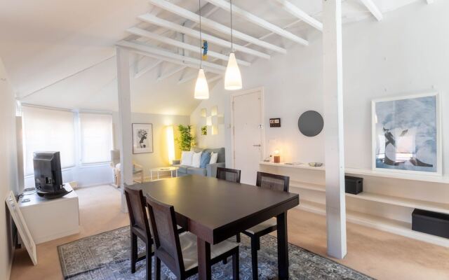 Areeta Cozy Apartment With Parking By Aston Rentals