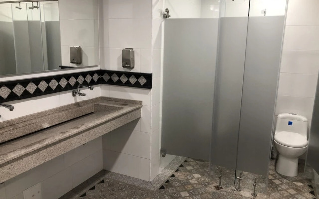 Hotel Castellana Inn