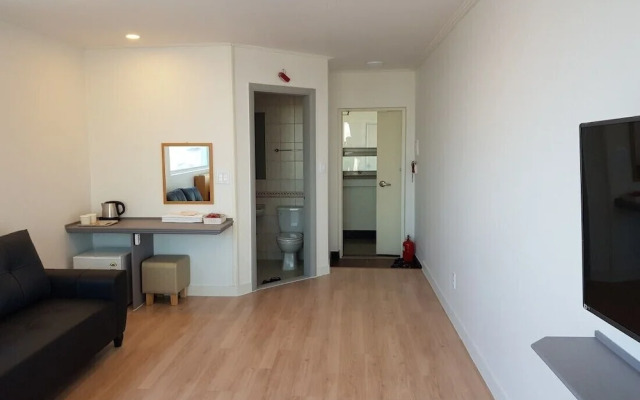 Goseong Sunshine Beach Pension